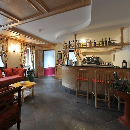 Hotel Il Maniero Ossana Esterno foto