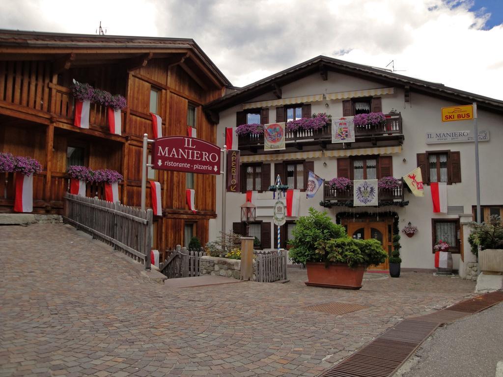 Hotel Il Maniero Ossana Esterno foto