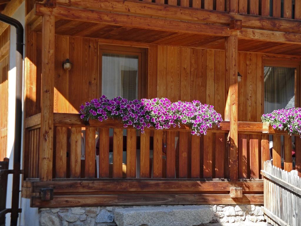 Hotel Il Maniero Ossana Esterno foto