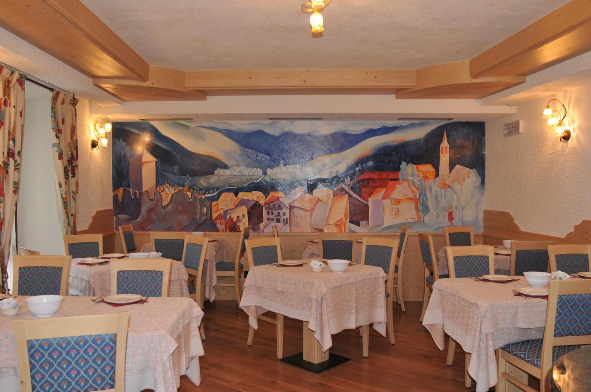 Hotel Il Maniero Ossana Esterno foto