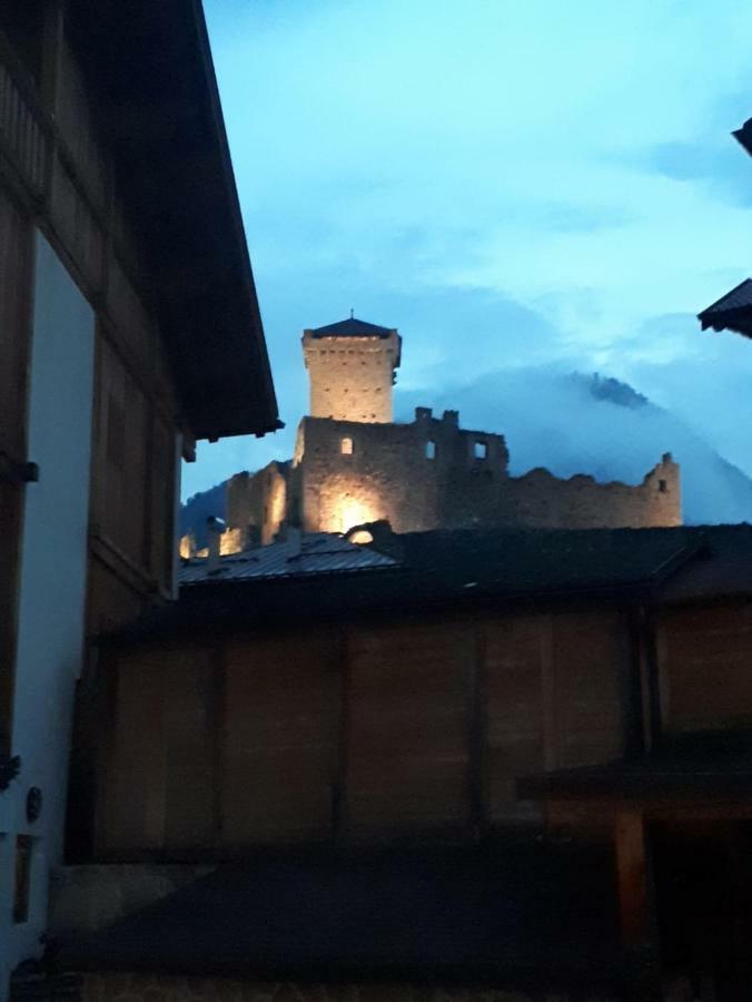 Hotel Il Maniero Ossana Esterno foto